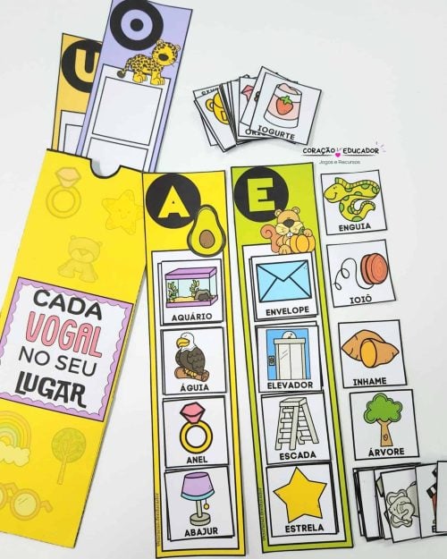 Cada Vogal no Seu Lugar - Alfabetização