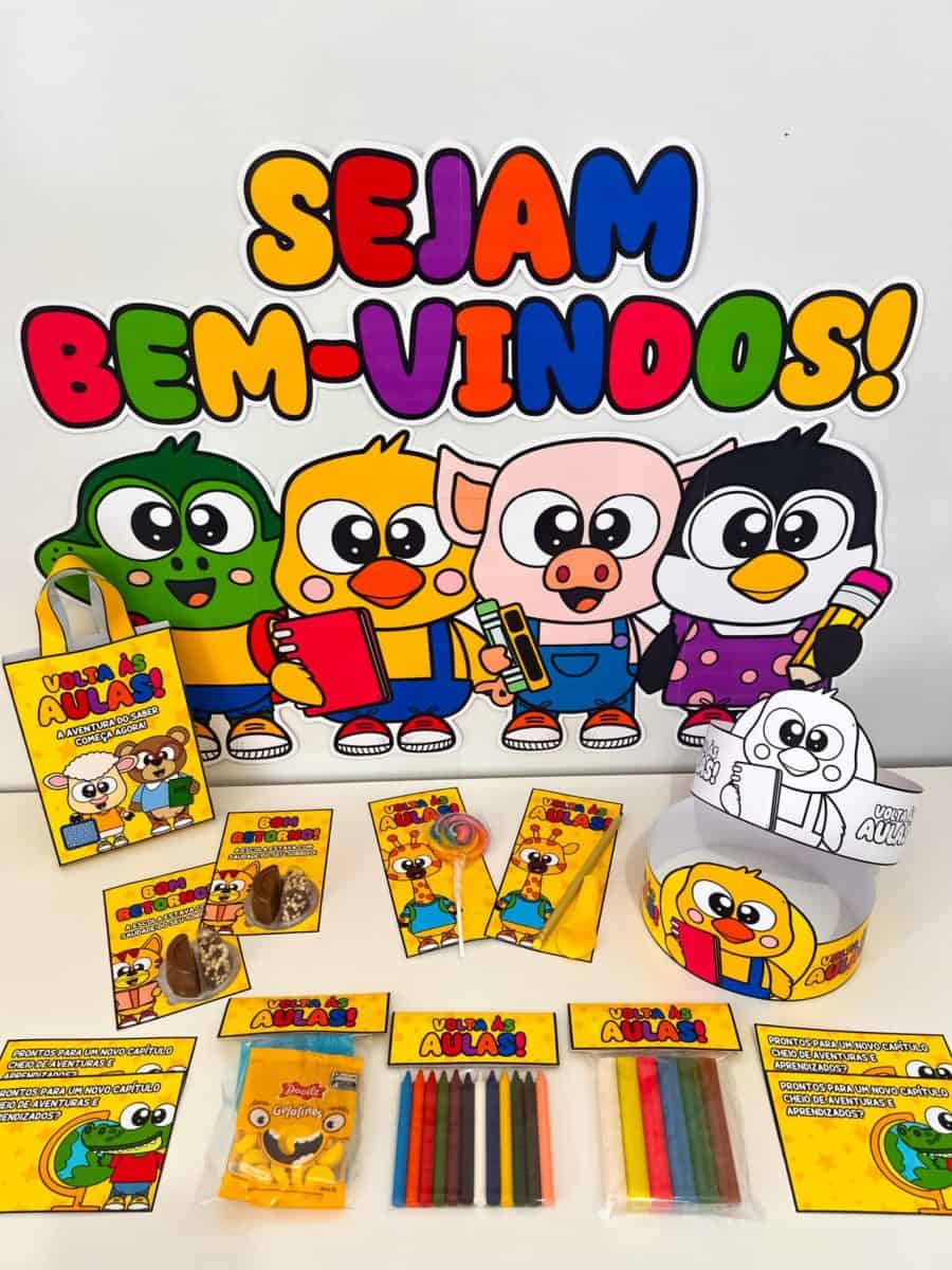 Kit Volta às Aulas - Painel e Lembrancinhas - Decoração Escolar
