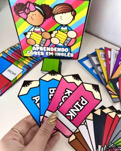 Aprendendo Cores em Inglês - Inglês