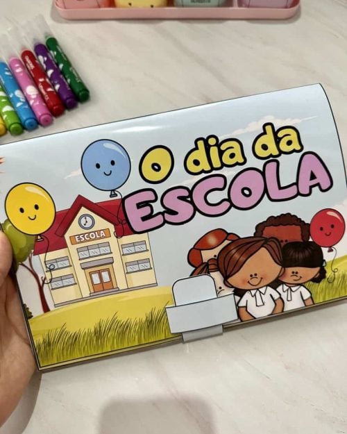 Livro 3D - O Dia da Escola - Dia da Escola